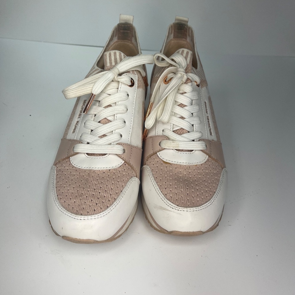 Women’s Michael Kors Size 6 Pink Tennis Shoes with Gold Accents - Picture 6 of 8